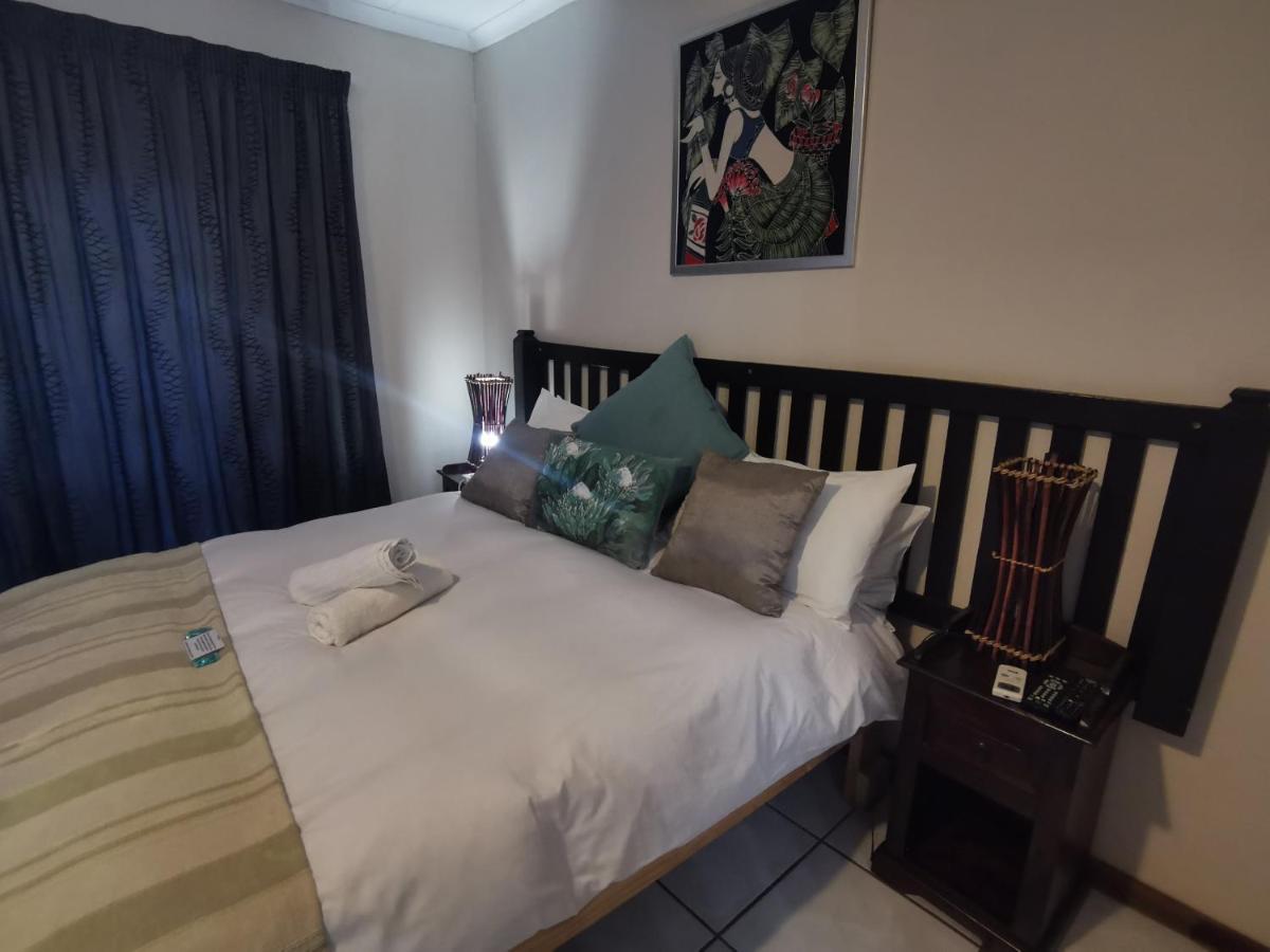 Sun Deck Lodge Hartbeespoort Exterior foto