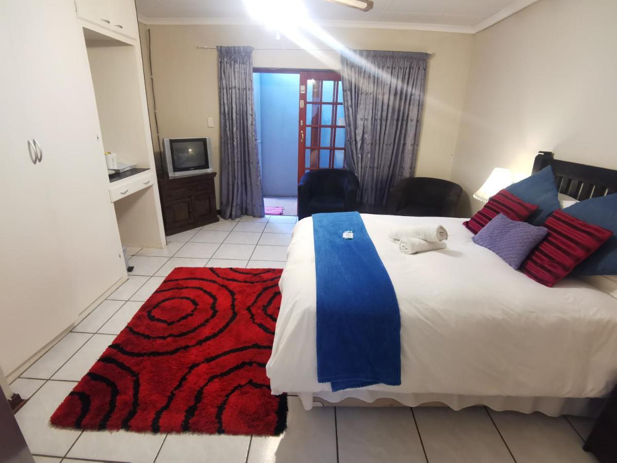 Sun Deck Lodge Hartbeespoort Exterior foto