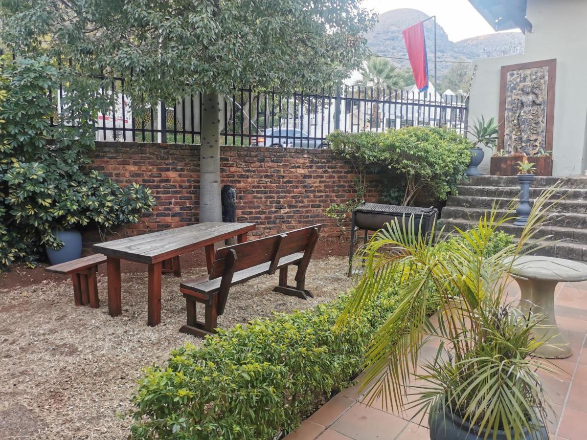 Sun Deck Lodge Hartbeespoort Exterior foto