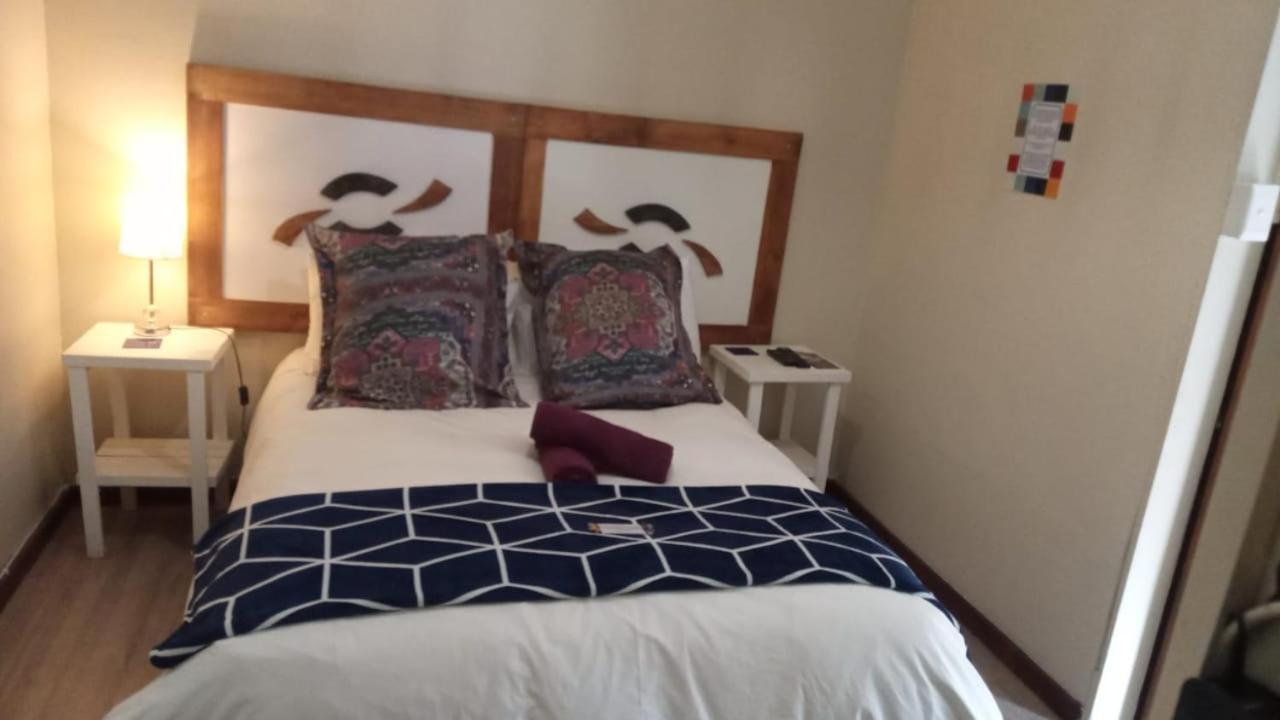 Sun Deck Lodge Hartbeespoort Exterior foto